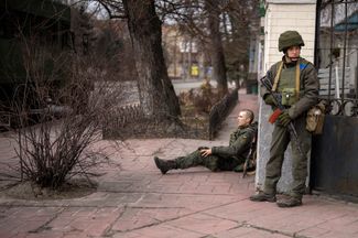 Раненный в перестрелке в Киеве украинский солдат