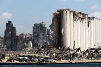 Поврежденные здания в порту Бейрута. Ливан, 8 августа 2020