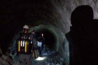 Спасатели МЧС проверяют аварийный участок шахты «Листвяжная». 27 ноября 2021 года