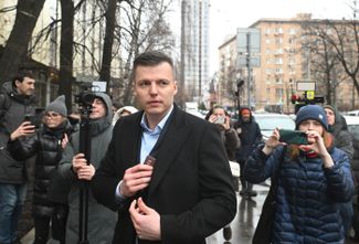 Lerchek (Valeria Chekalina, 10M on Instagram) dealt with two criminal cases, but then a third case was filed against her. Meanwhile, in her life – a fourth child, divorce and oncological disease