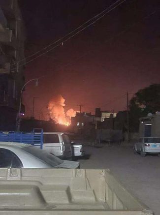 Взрыв в окрестностях Саны после удара США и Великобритании. 12 января 2024 года