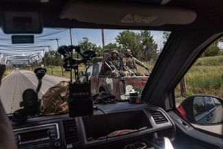 soldiers 