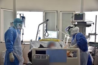 Больница для пациентов с коронавирусом в городе Арьяна на севере Туниса, 12 мая 2020 года