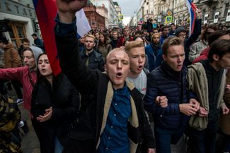 Антикоррупционная акция сторонников Алексея Навального. Москва, 7 октября
