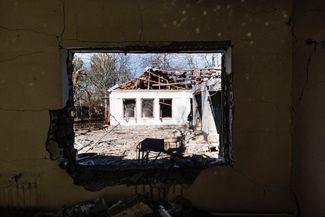Психиатрический госпиталь в Николаеве, разрушенный в результате российского удара. 22 марта 2022 года. 