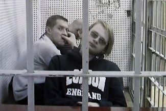Дмитрий Богатов по видеосвзязи на заседании Мосгорсуда. 25 апреля 2017 года его арест был продлен
