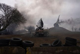 Украинская система ПВО после российского удара в первое утро войны. 24 февраля 2022 года