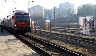 Работа Евгения Малолетки на вокзале Вильнюса. 25 марта 2022 года