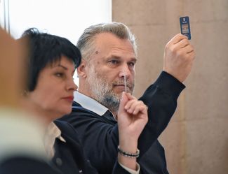 Алексей Чалый во время голосования утверждения закона о прямых выборах губернатора Севастополя. Ноябрь 2016 года