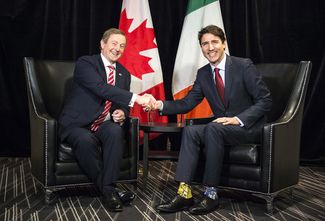 Джастин Трюдо и Энда Кенни на встрече в Монреале, 4 мая 2017 года