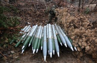 Снаряды к реактивной системе залпового огня «Град БМ-21». 17 ноября 2023 года