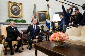Нурсултан Назарбаев и президент США Дональд Трамп. Вашингтон, 16 января 2018 года