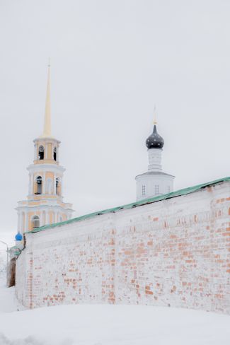 Вид на стену кремля и Соборную колокольню, Рязань