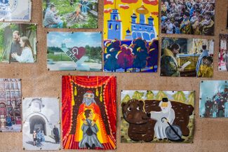 Выставка детских рисунков в монастыре
