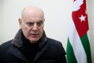 Лидер абхазской оппозиции Аслан Бжания
