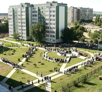 Церемония в память о погибших при теракте в Волгодонске. 16 сентября 2004 года