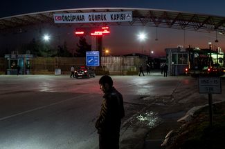 Пограничный пост в турецком Килисе, где Константин Журавлев перешел границу с Сирией в октябре 2013-го