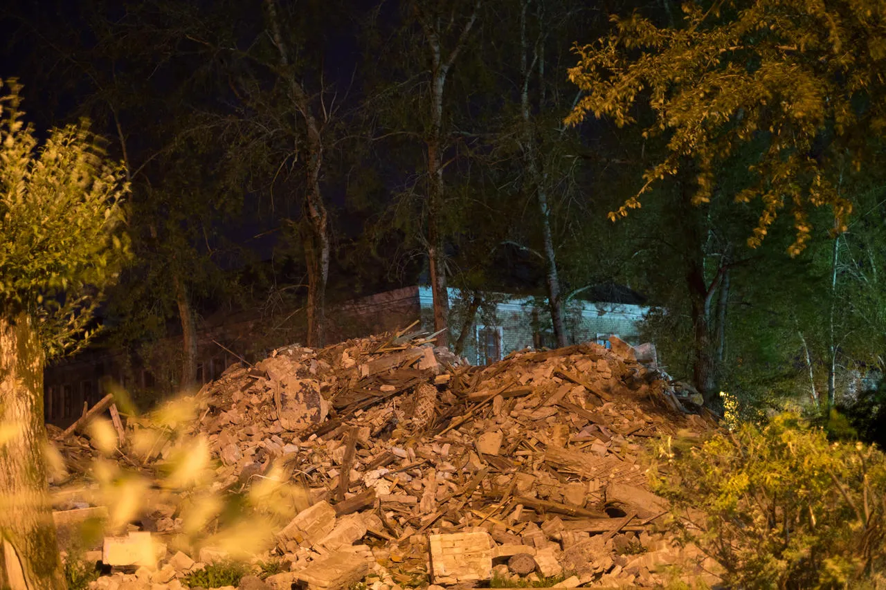 Все уходит куда-то вниз Как живут в Березниках — городе, где дома  проваливаются под землю. Репортаж «Медузы» — Meduza