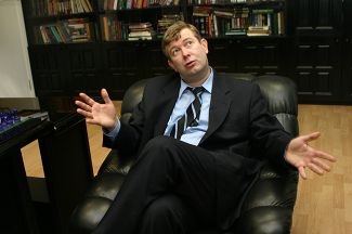 Депутат Саратовской областной думы Вячеслав Мальцев, 2001 год