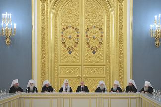 Владимир Путин встречается с участниками Архиерейского собора РПЦ