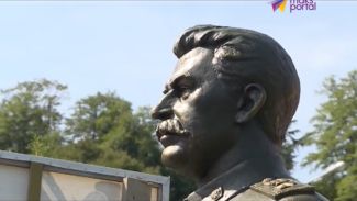 Бюст Сталина в Сочи