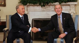 Nazarbayev with George W. Bush in Washington on September 29, 2006, to negotiate the delivery of Kazakh natural gas to Western markets, bypassing Russia.