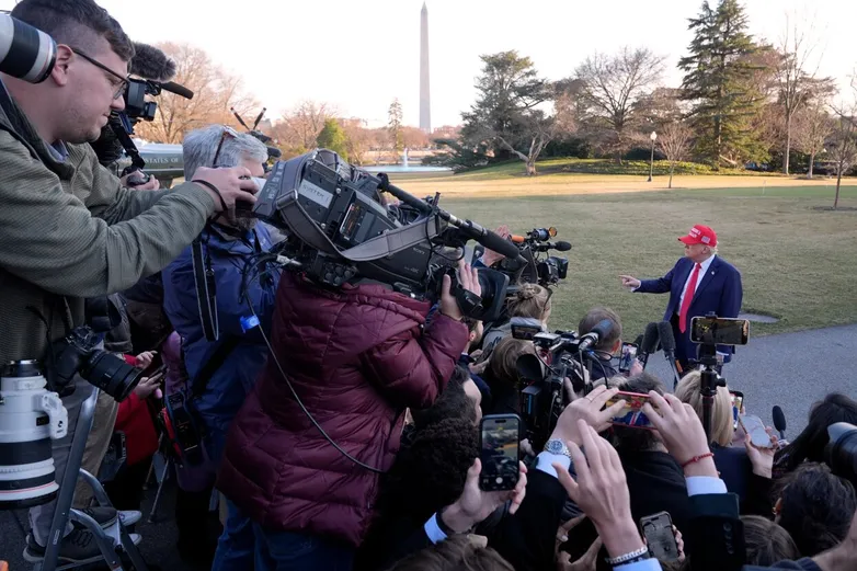 Чем Трамп похож на раннего Путина? Например, отношениями с медиа