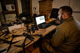 ВСУ создали специальные отряды операторов FPV-дронов, которые прикреплены к мотострелковым соединениям, в том числе к 116-й отдельной механизированной бригаде, дислоцированной в Запорожской области