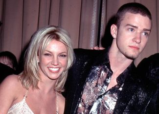 Бритни Спирс и Джастин Тимберлейк в 2001 году