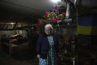 73-летняя Марфа из Кутузовки теперь живет в бомбоубежище