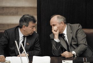 June 3, 1989. Yevgeny Primakov and Mikhail Gorbachev.