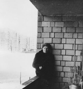Sakharov on the balcony of his apartment in Gorky in November 1981, amid his hunger strike protesting the Soviet authorities refusal to grant an exit visa to his daughter-in-law, Liza Alekseyeva. Sakharov went on hunger strike four times while living in Gorky due to pressure on his family. The authorities responded by forcibly hospitalizing him. 