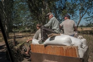 Глава Торецкой городской военной администрации Василий Чинчик в начале июля рассказывал, что за последнюю неделю из города удалось эвакуировать 1378 человек