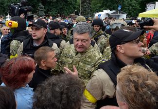 Визит Петра Порошенко в Славянск. 8 июля 2014-го