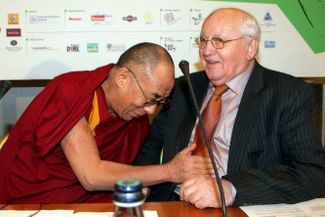 Mikhail Gorbachev and the Dalai Lama. Rome, December 15, 2007.