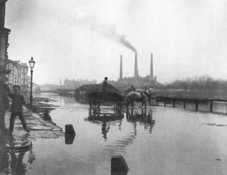 Вид на электростанцию «Трамвайная», начало ХХ века