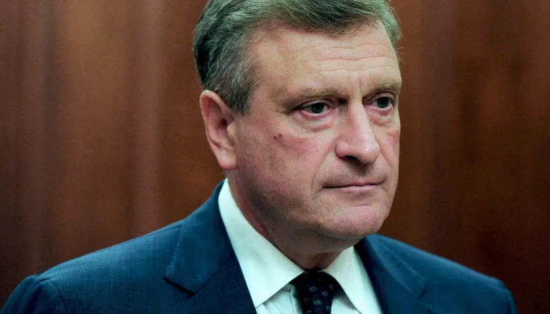 Человек из Росреестра