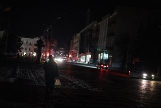 Из-за отключения электричества в Харькове была прервана подача воды в жилые дома, не работало центральное отопление