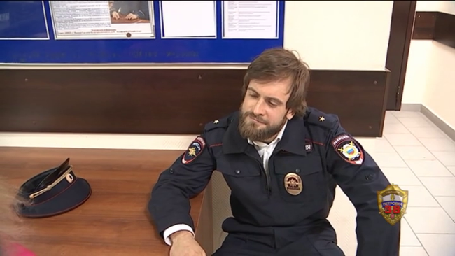 Journalist And Pussy Riot Member Pyotr Verzilov Arrested Walking Around