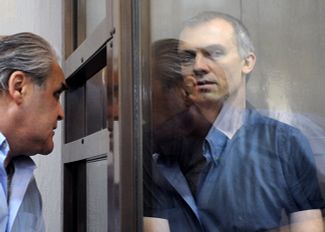 Дмитрий Довгий перед оглашением приговора в Мосгорсуде, 30 июня 2009 года