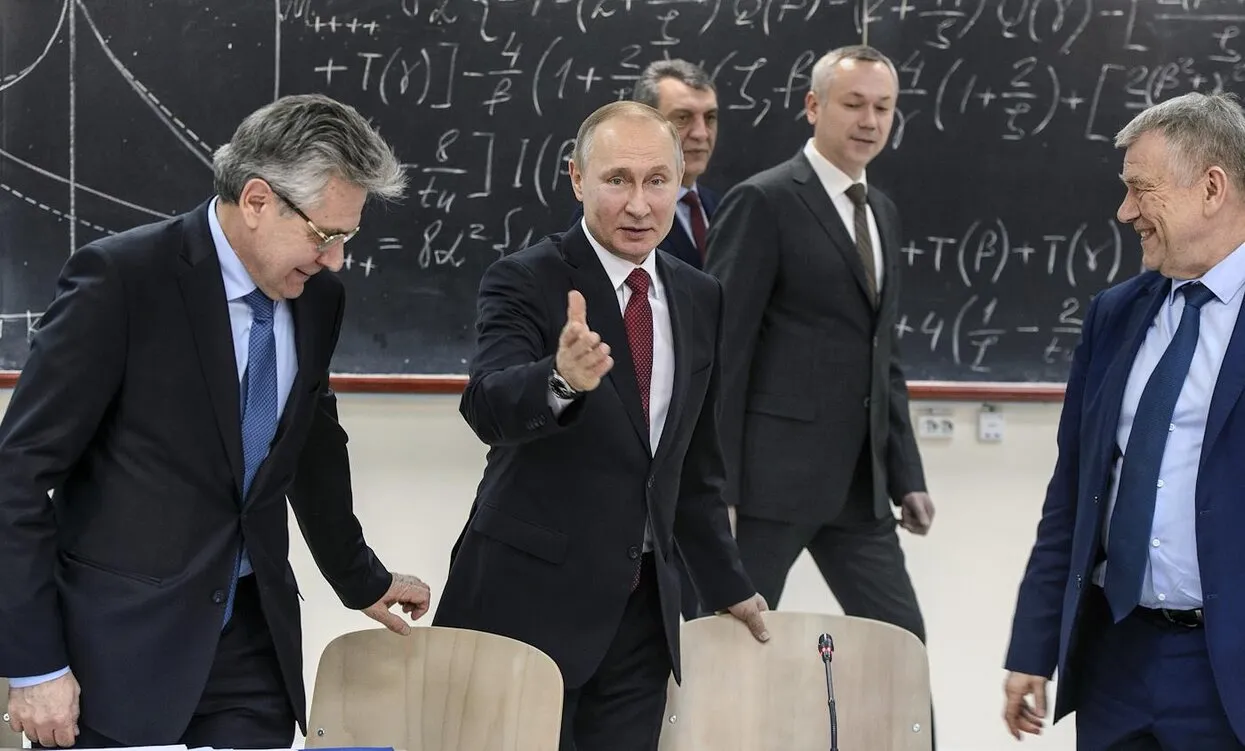 Dmitry Azarov / Kommersant