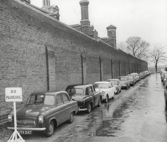 Лондонская тюрьма Вормвуд-Скрабс, из которой Блейк сбежал в 1966 году