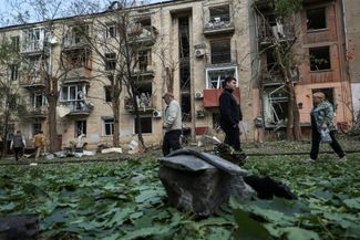 A Kharkiv apartment building damaged by a Russian airstrike on May 5. According to Governor Oleh Syniehubov, Sunday’s attacks damaged 14 apartment buildings and eight homes in the city’s downtown Shevchenkivskyi district. 