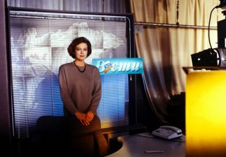 Ведущая программы новостей «Вести» на телеканале «Россия» Светлана Сорокина. Апрель, 1994 год.