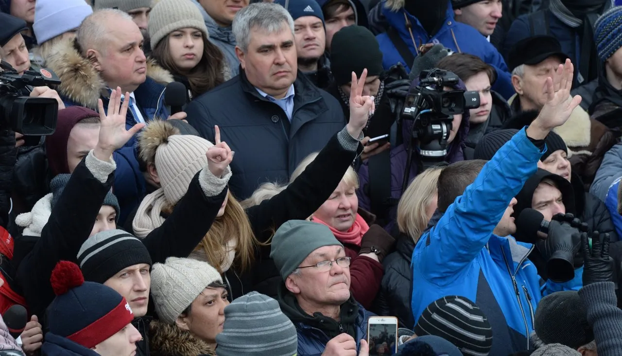 Мы все заперты в этом зоопарке Кемерово после пожара. Репортаж Ирины  Кравцовой — Meduza