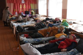 Лагерь временного размещения беженцев на территории ДНР. 8 марта 2022 года