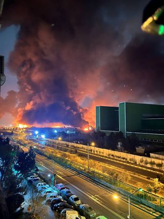 Footage of the fire above the Shahran oil storage facility, also published in X on March 7
