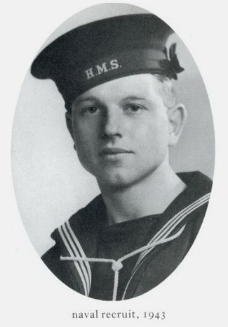 Джордж Блейк — мичман британского королевского флота. 1943 год