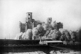 Взрыв Храма Христа Спасителя. 5 декабря 1931 года