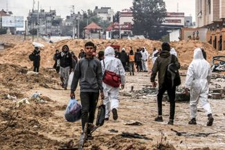 Палестинские беженцы, эвакуирующиеся из Хан-Юниса в Рафах, 2 февраля 2024 года